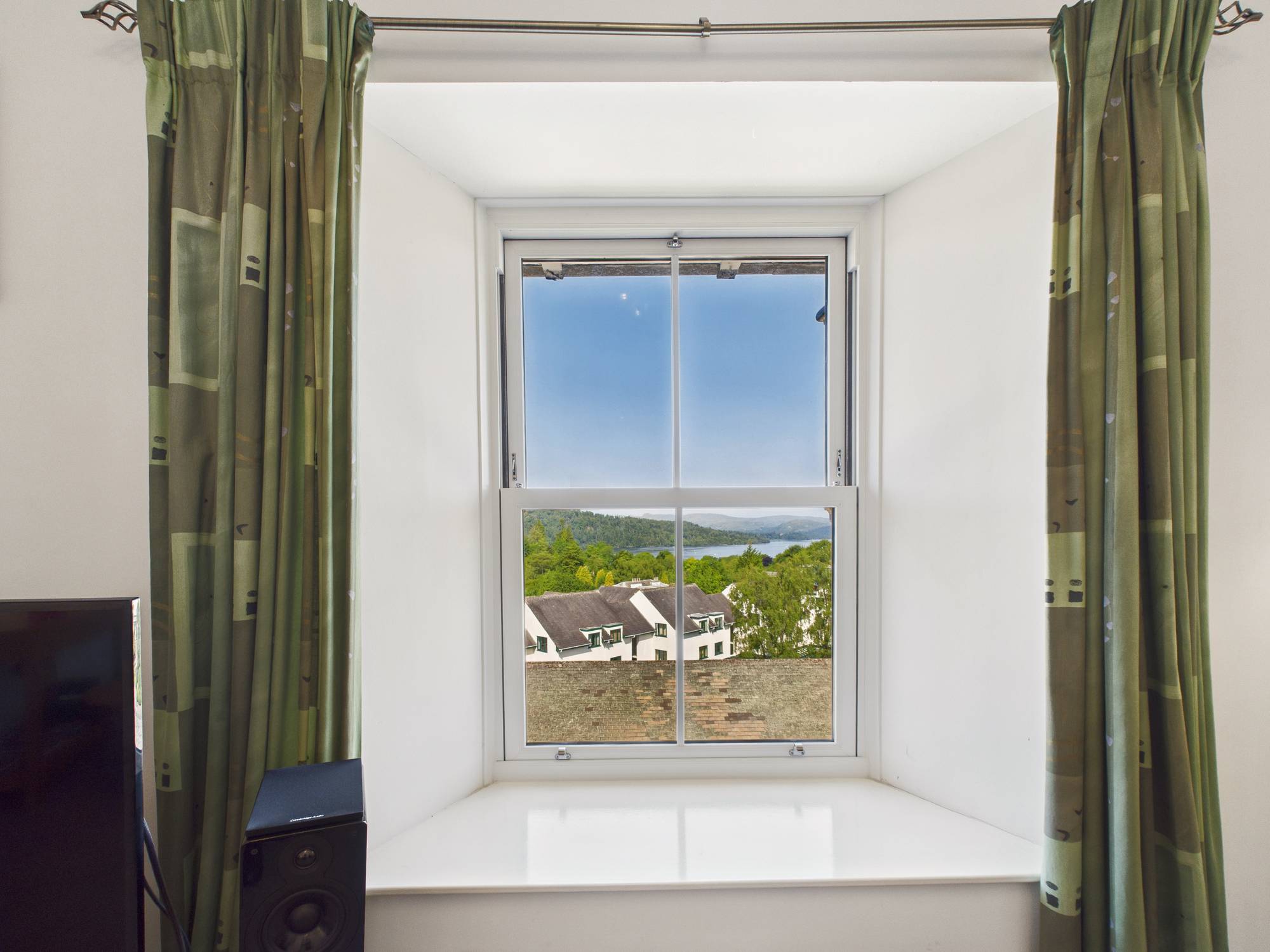 Last Minute Breaks Bowness-on-Windermere