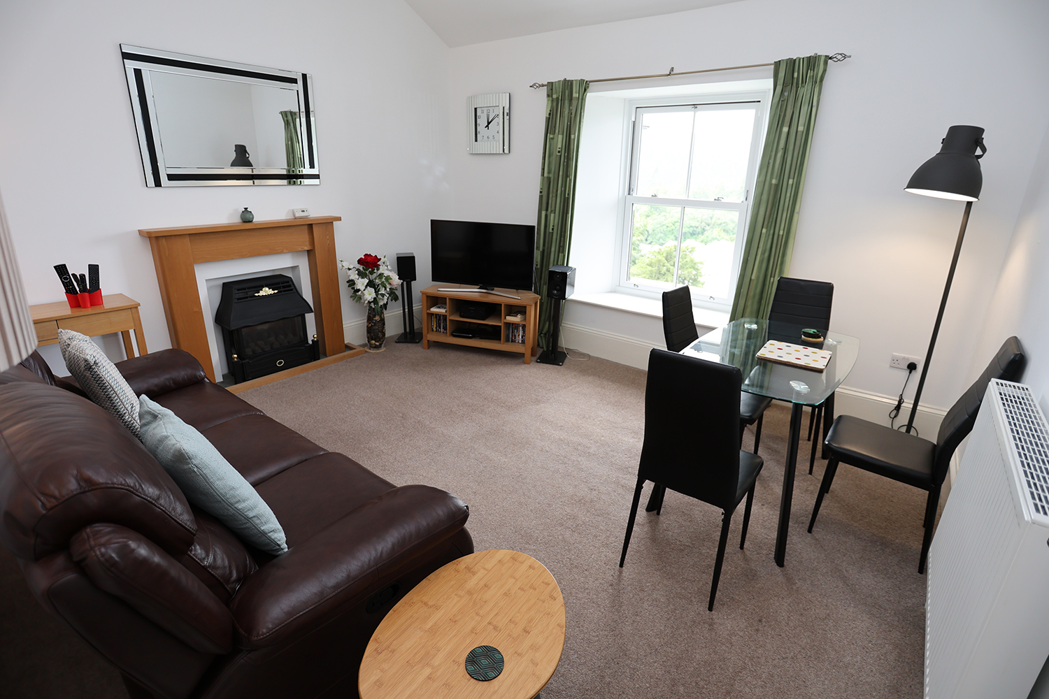 Lake View Apartment FAQs – Bookings, Location & Amenities